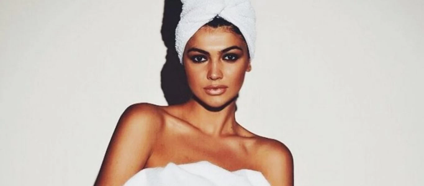 GNTM: Κέισι και Ίλντα «αναστάτωσαν» το κοινό με τις «καυτές» πόζες τους (βίντεο)